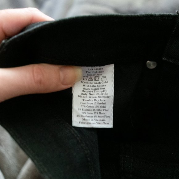 Everlane High-Rise Skinny Jean | 26 | Black - Picture 5 of 9